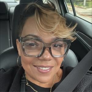 Meet your Posher, Sara